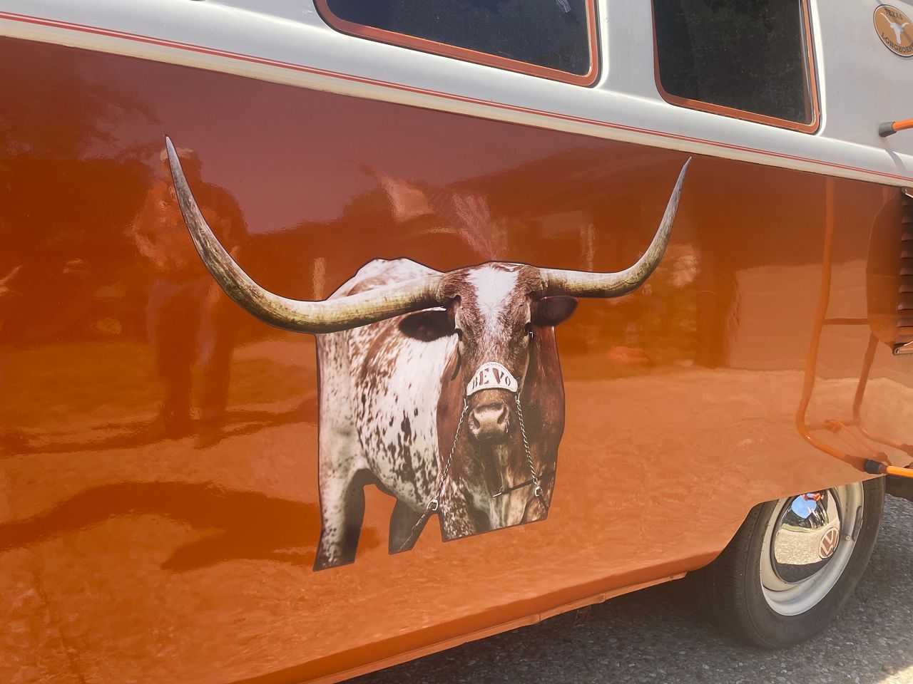 A Bevo decal appears on the side of the Bevo Bus in this image from Oct. 9, 2024. (Spectrum News 1/Tori Garcia)