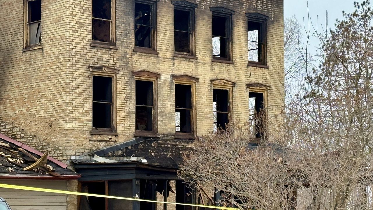 Historic Lake House Inn destroyed by fire