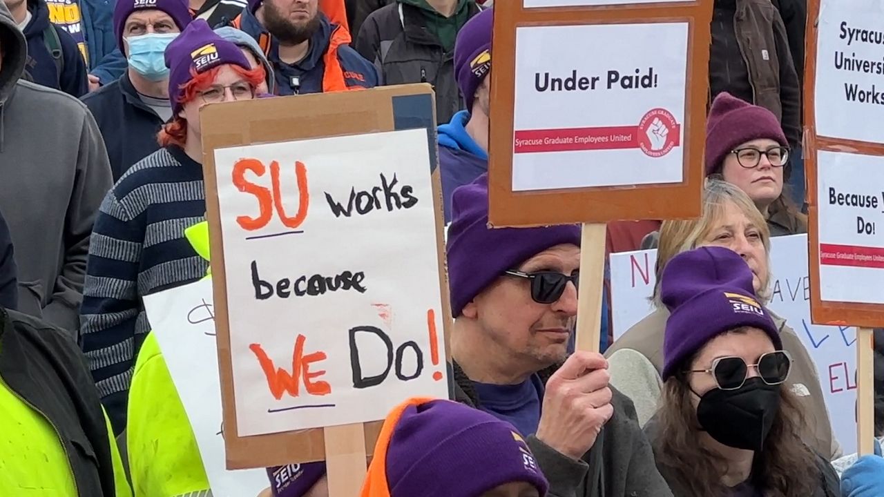 Graduate students win higher wages in union's first contract with SU