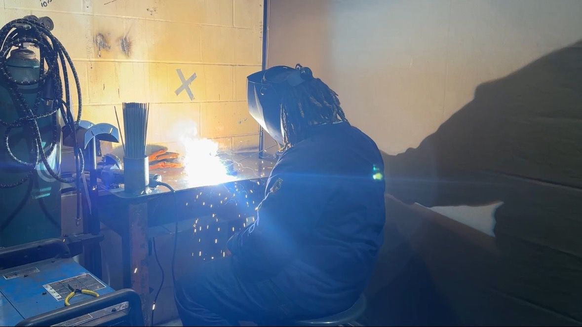 A student welding at the Ohio Construction Academy.