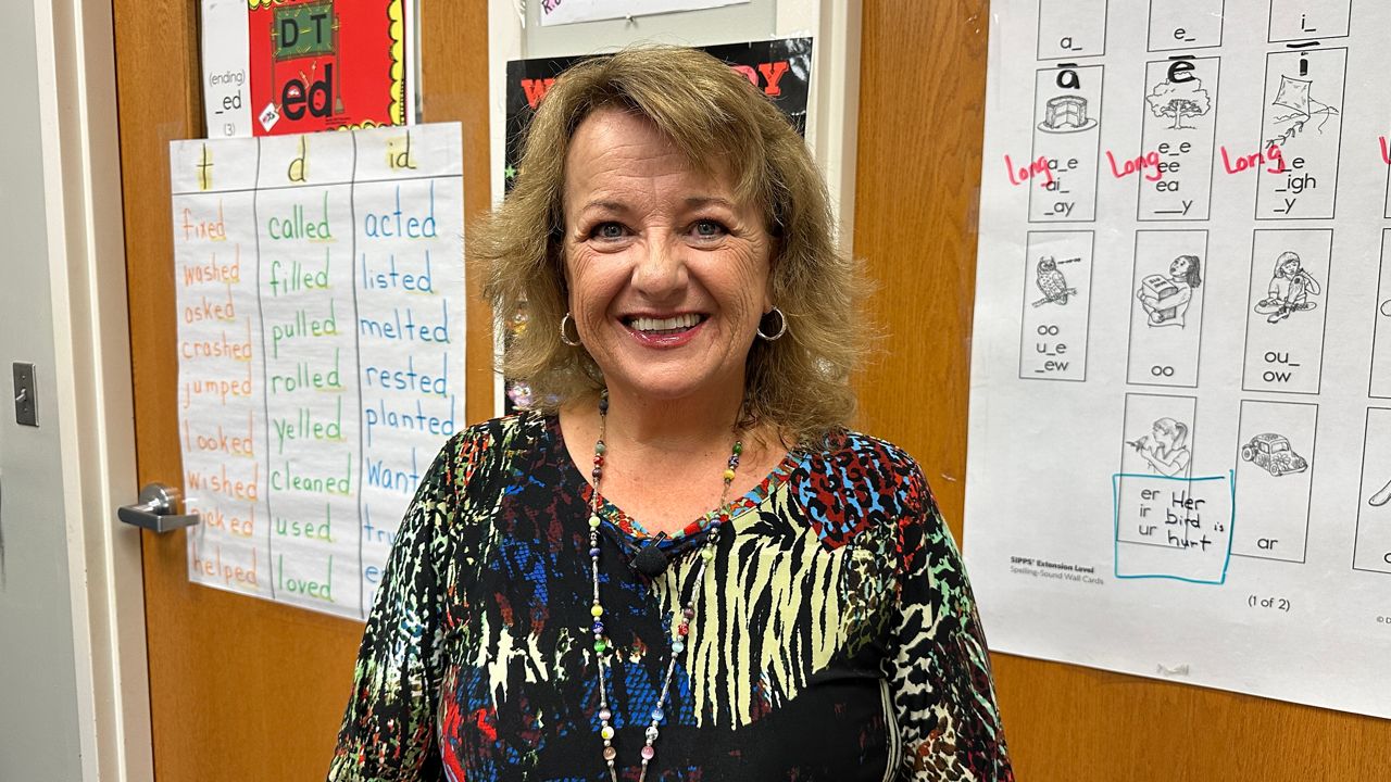 Katie Shaw loves seeing the spark in her students' eyes when they learn how to read. (Spectrum News 13)