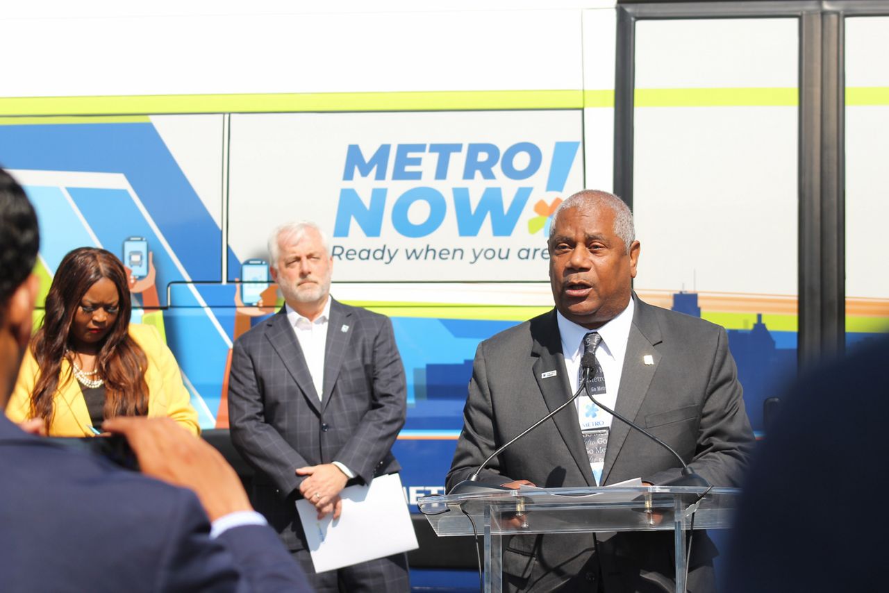 Darryl Haley, CEO and GM of Metro, debuted the new MetroNow! shuttles on Wednesday, May 17. (Spectrum News 1/Casey Weldon)