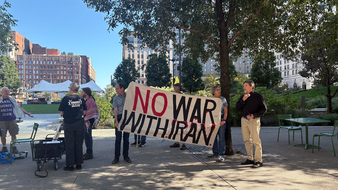 Protesters call for end to war in Iran