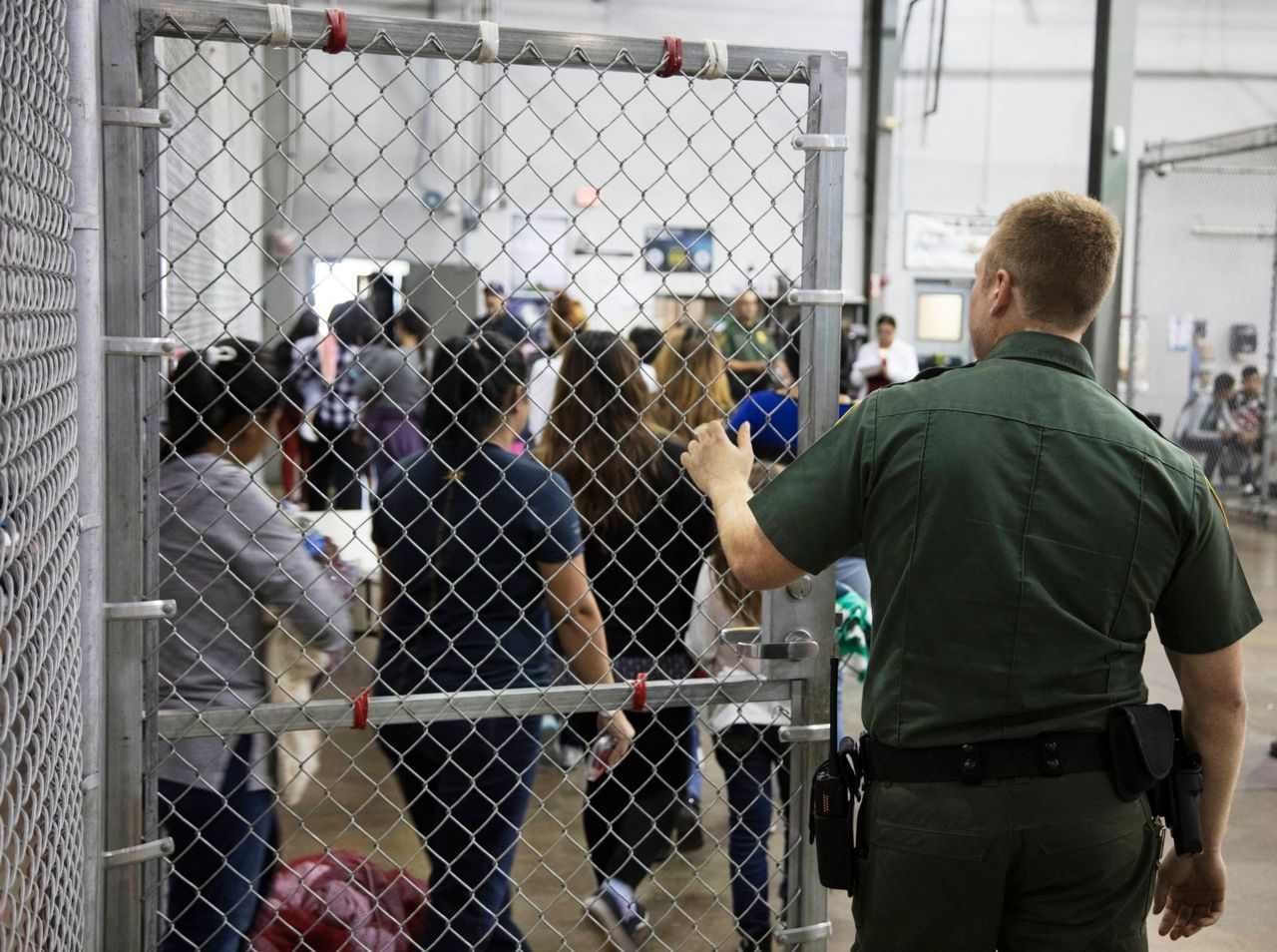Politicians visit border amid outrage on family separation