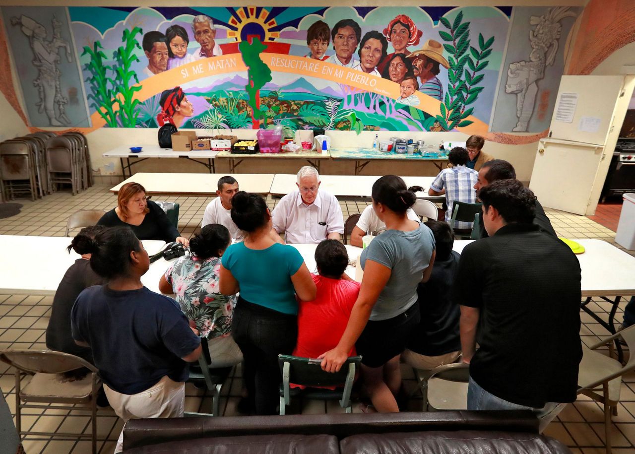 White House faces hard deadline on reunited migrant families