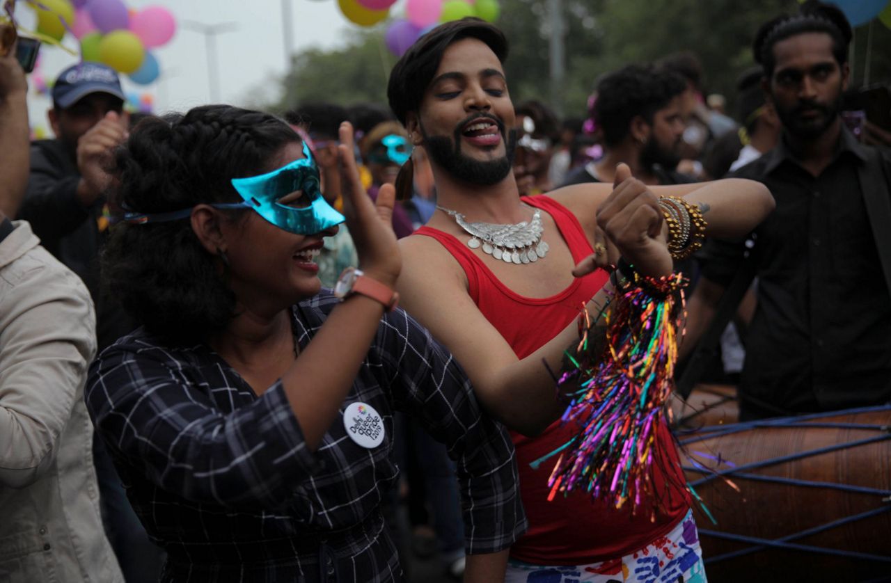 Over 1,000 LGBTQ members hold pride parade in New Delhi