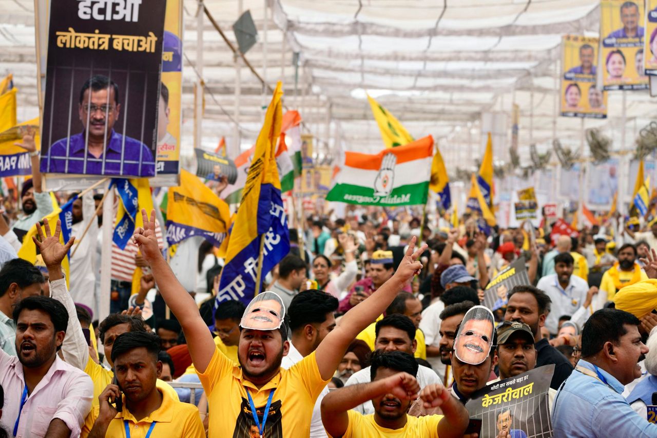 Thousands rally in India's capital as opposition bloc and Prime ...