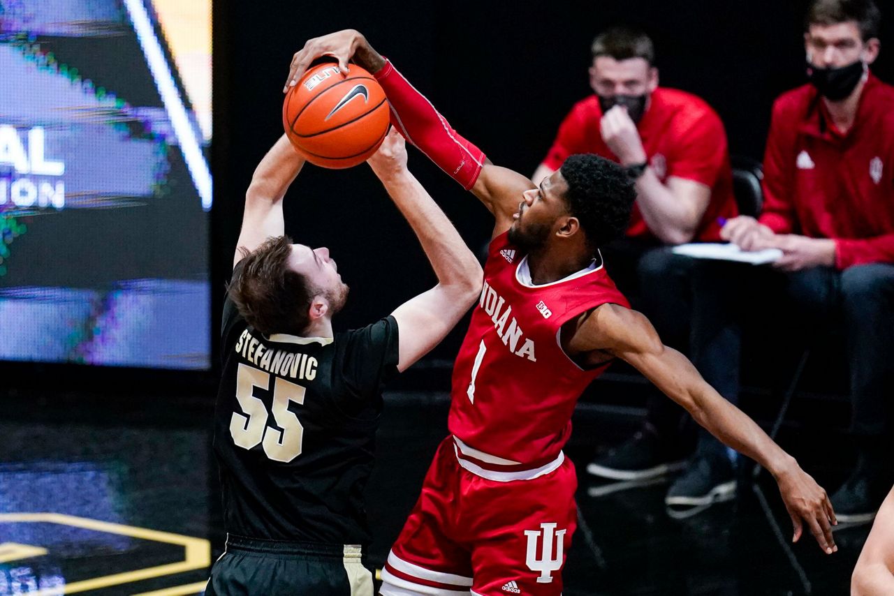 Edey, No. 23 Purdue beat Indiana for 9th straight time