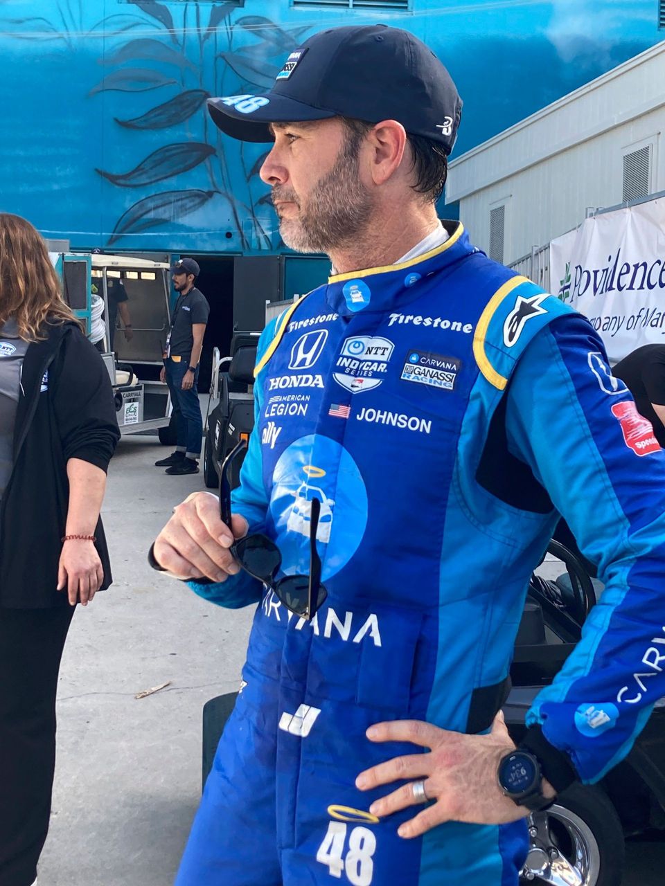 Johnson prepared to race at Long Beach with broken hand