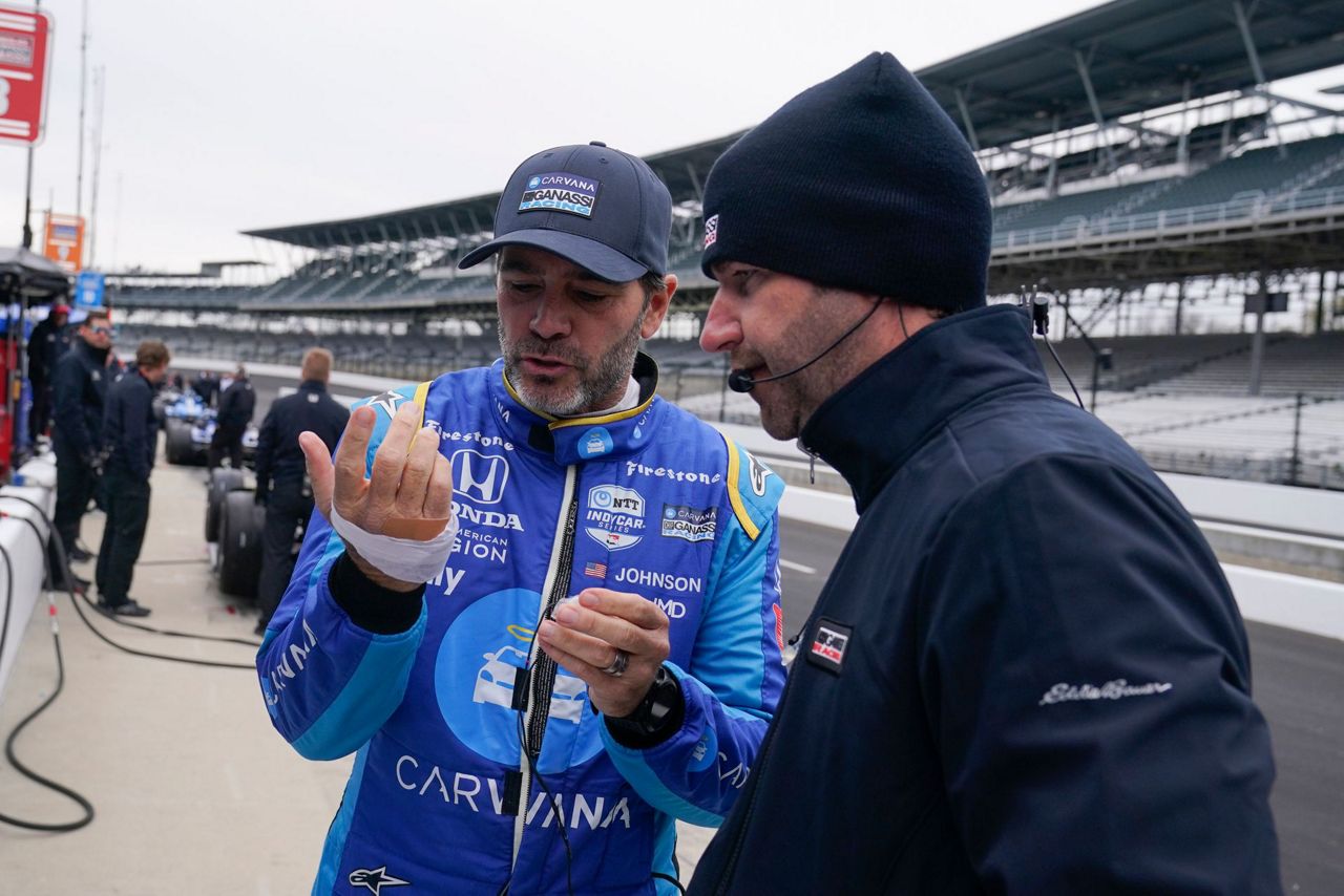 Johnson tests hand while gaining experience during Indy test