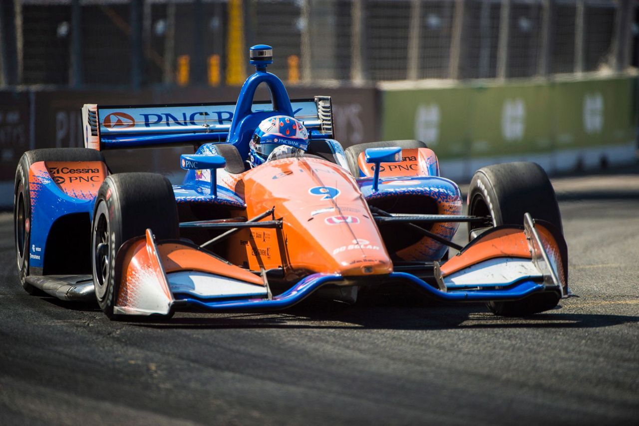 Dixon wins IndyCar race at Toronto for 3rd time