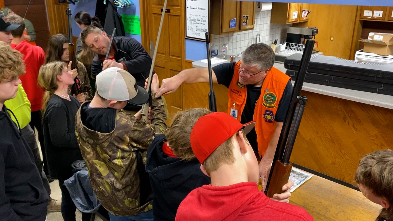 Volunteers aim to keep Wisconsin hunters safe