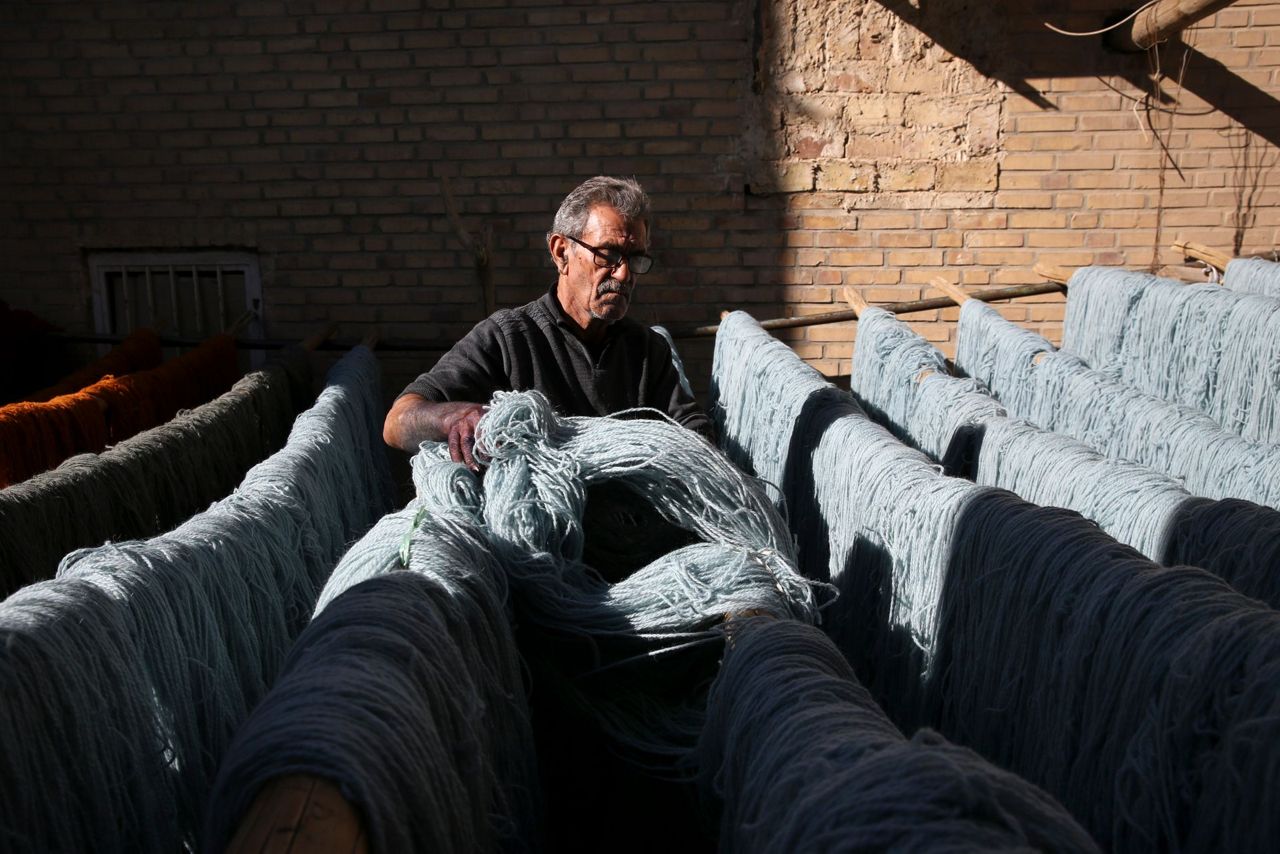 Iran's Persian rug-makers suffer as US unravels nuclear deal
