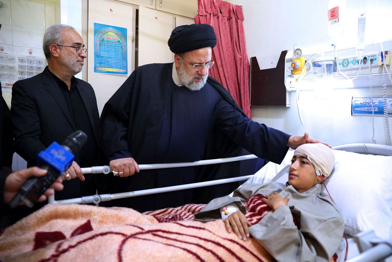 Iran mourns those slain in Islamic State-claimed suicide blasts as ...