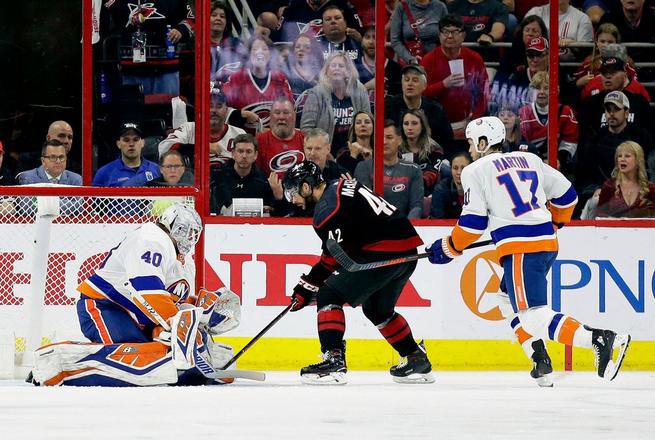 Hurricanes sweep Islanders with 5-2 victory in Game 4