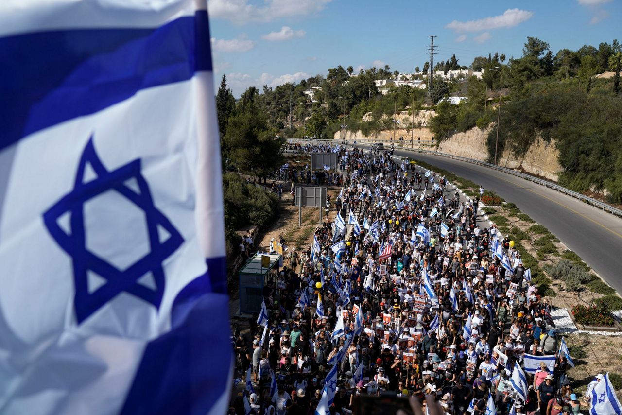 In march on Jerusalem, thousands press Israeli government to do more to ...