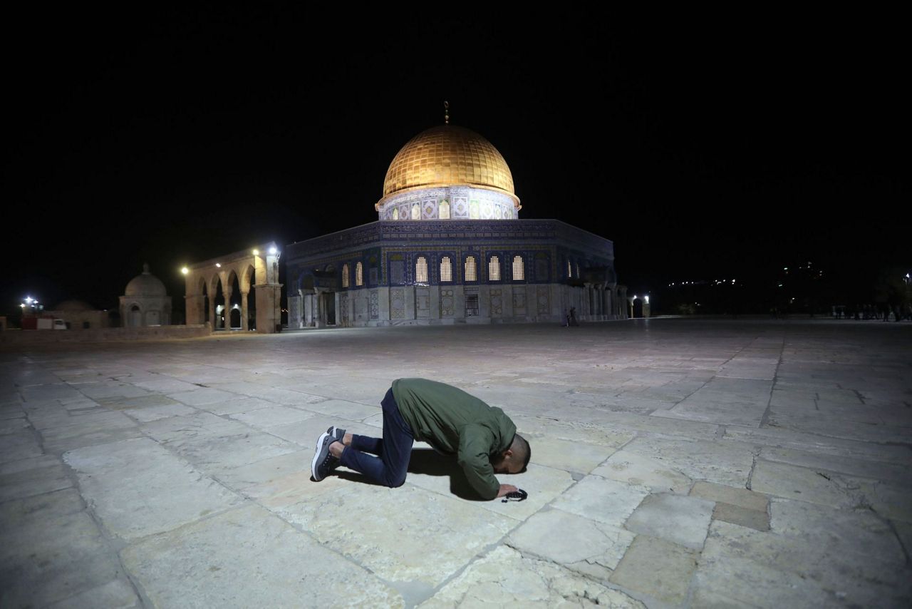 Mosques reopen in Saudi Arabia and Jerusalem amid virus woes
