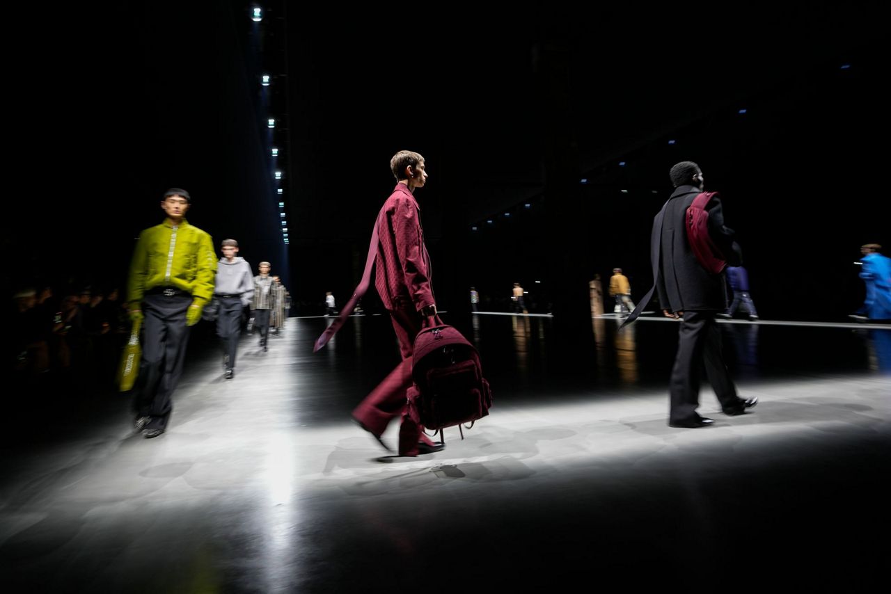 Gucci's new creative director plunges into menswear with slightly ...