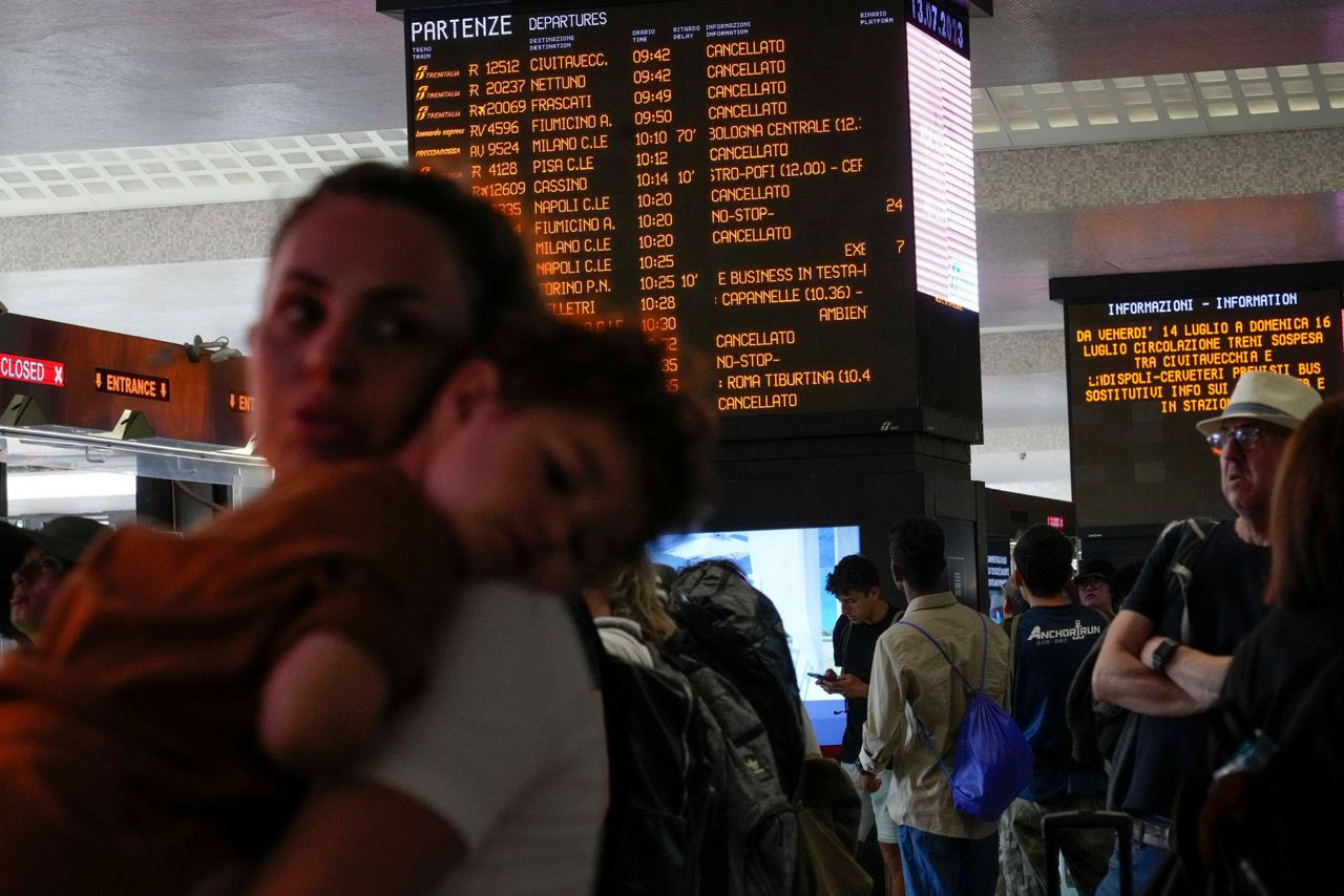 Italy rail strike strands commuters and tourists in sweltering weather