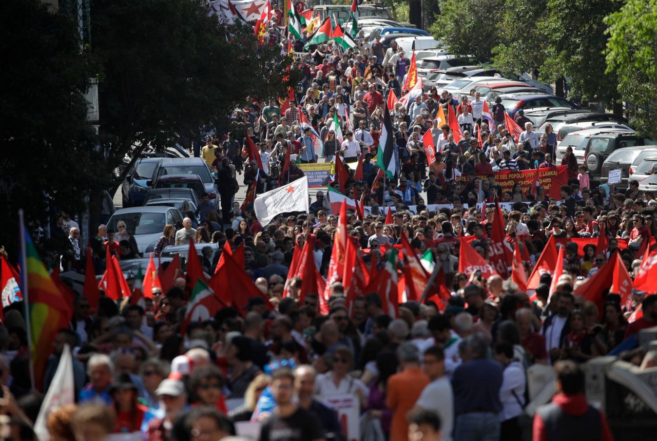 Italy marks liberation anniversary as some glorify Mussolini