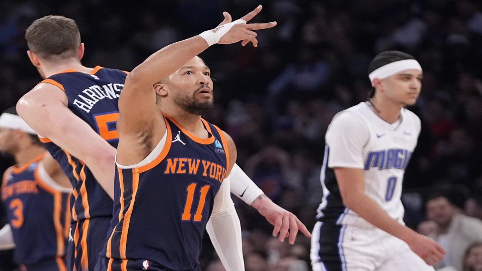 New York Knicks guard Jalen Brunson breaks records with three