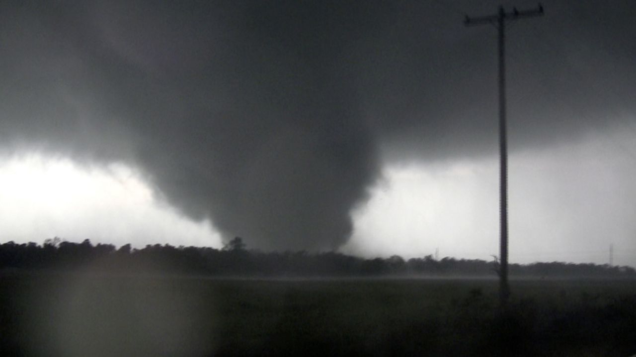 EF5 tornado in Joplin, Mo.