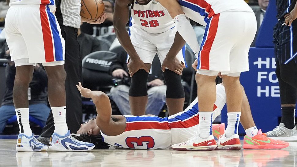 Detroit's Jaden Ivey was injured going for a loose ball in the fourth quarter on Wednesday night.