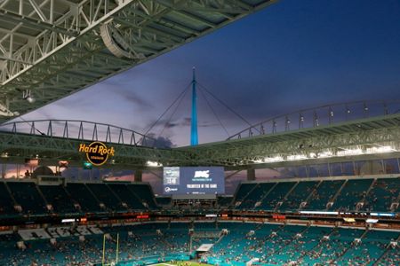 Super Bowl practice run for Fox at Dolphins' preseason game