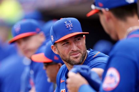 Forget the Jacksonville Jaguars. The New York Mets Need Tim Tebow