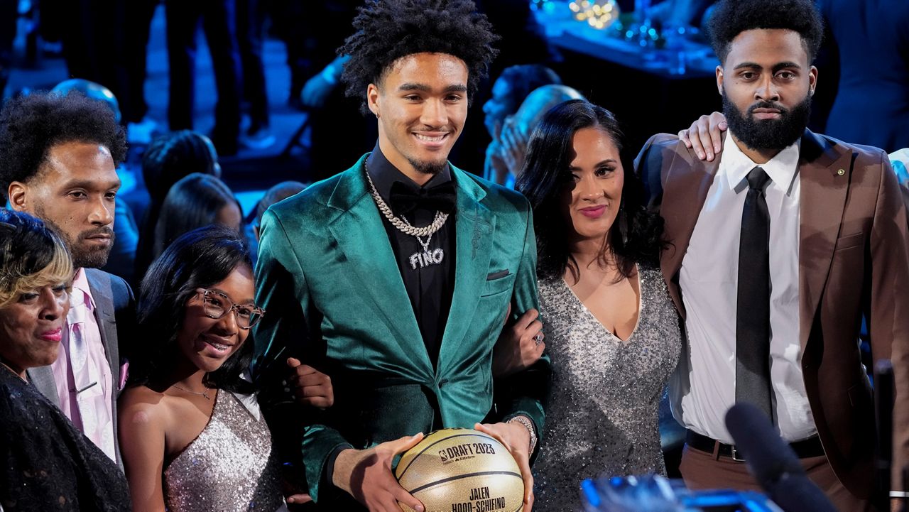 2023 NBA Draft: Full Q&A from Jalen Hood-Schifino after being drafted by  Los Angeles Lakers