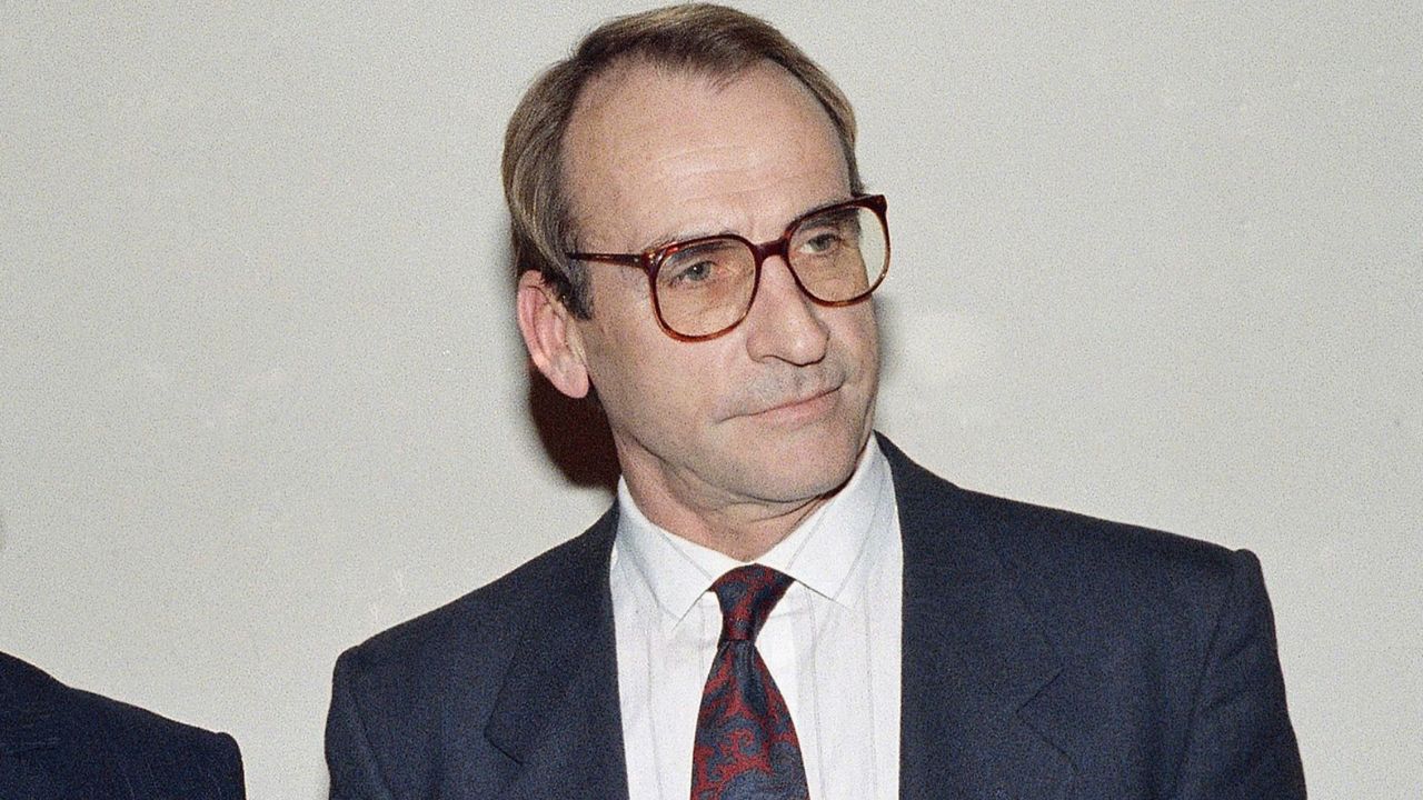 Actor James Sikking poses for a photograph at the Los Angeles gala celebrating the 20th anniversary of the National Organization for Women, Dec. 1, 1986. (AP Photo/Avery, File)