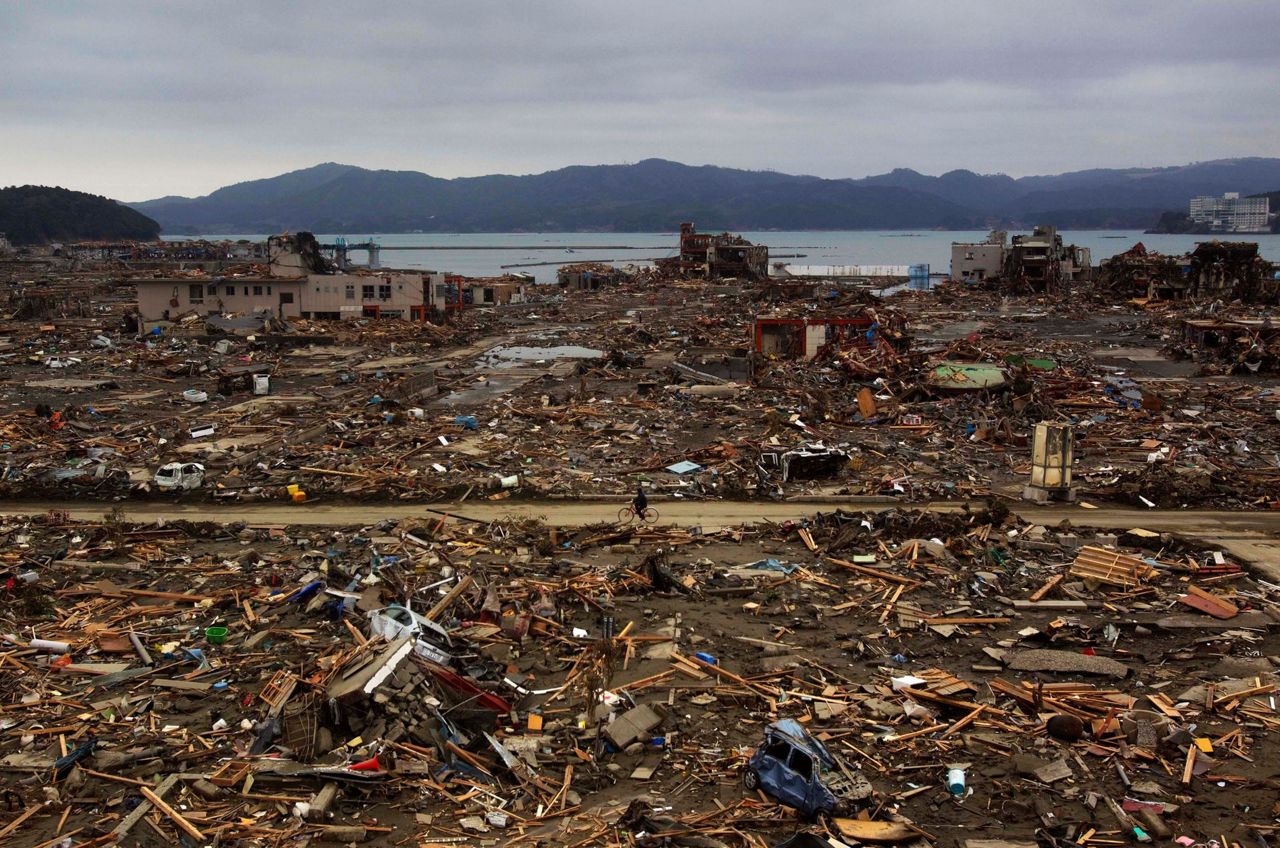Tsunami japan timeline