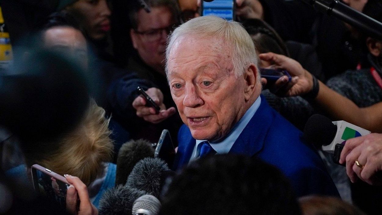 Cowboys owner Jerry Jones gets heated on radio show