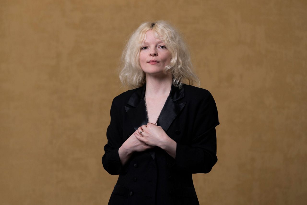 Singer-songwriter Jessica Pratt's latest album is a distinct shift from ...