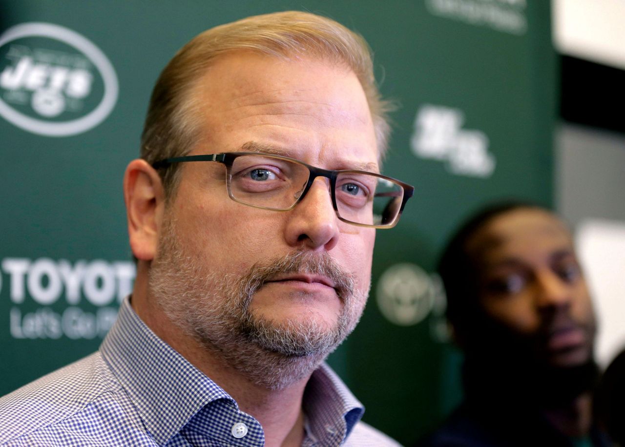 New York Jets fire general manager Mike Maccagnan, name head coach Adam  Gase interim GM 