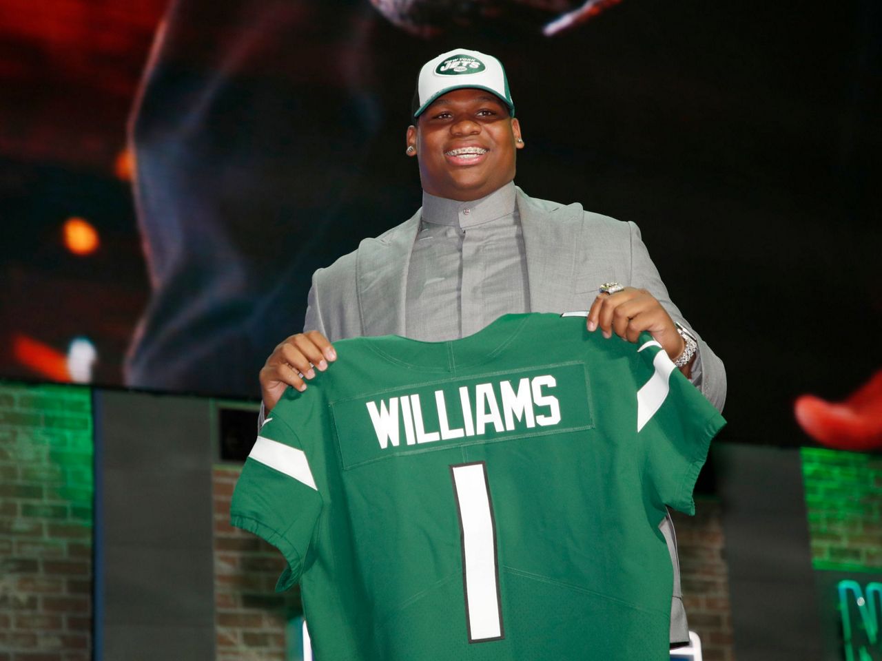 Quinnen Williams selected by New York Jets with No. 3 pick of NFL