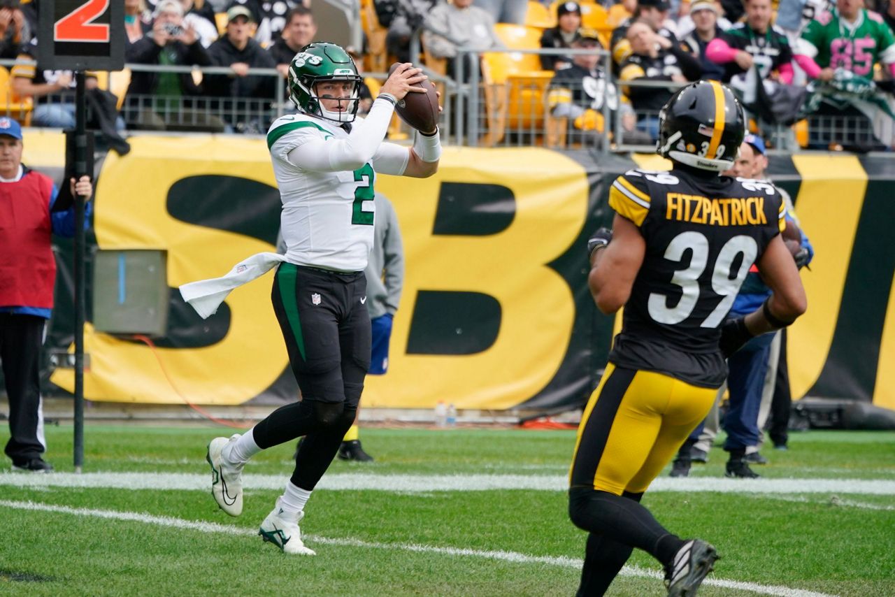 Wilson Rallies Jets Past Pickett, Steelers 24-20