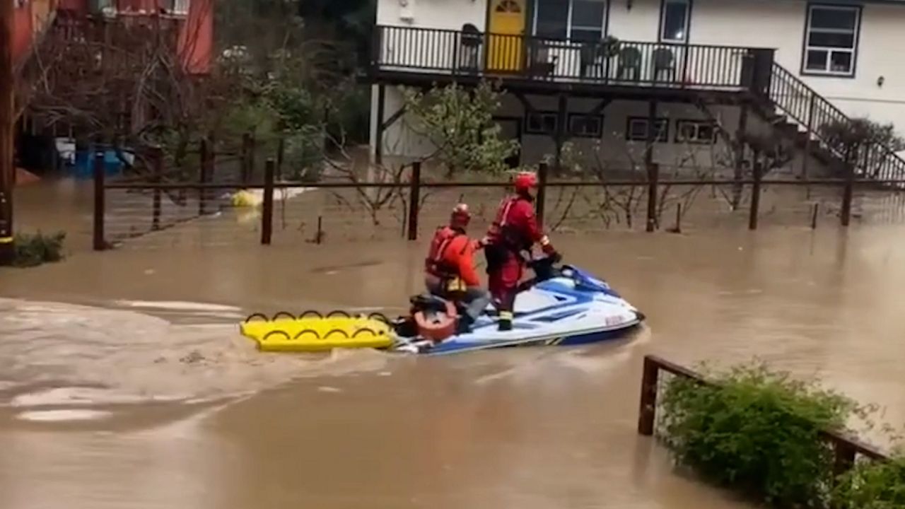 Rescue workers made their way around Felton Grove during the January 2023 storms. (Rachel Oliveira)