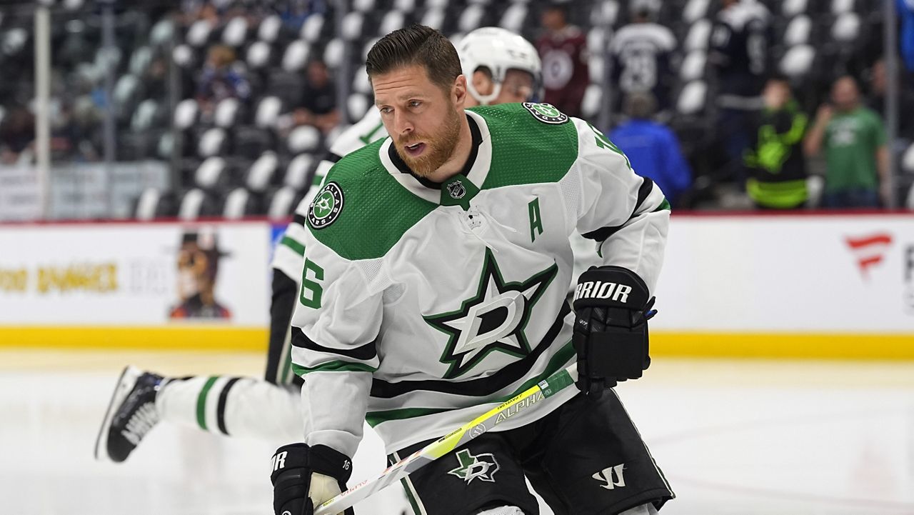 Dallas Stars center Joe Pavelski warms up for Game 6 of the team's NHL hockey playoff series against the Colorado Avalanche on Friday, May 17, 2024, in Denver. (AP Photo/David Zalubowski)