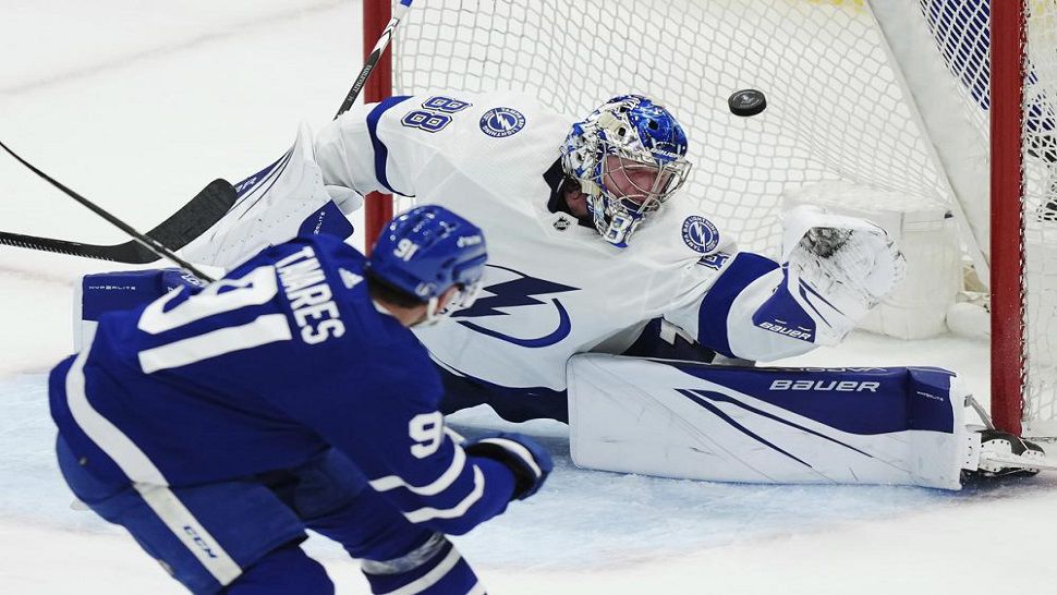 Lightning defeat Devils 4-1 to open 2-game set in New Jersey