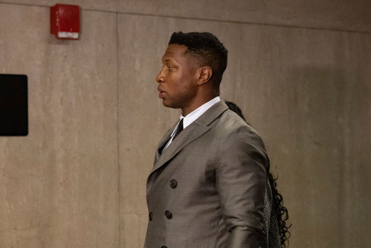 Actor Jonathan Majors in court for expected start of jury selection in ...