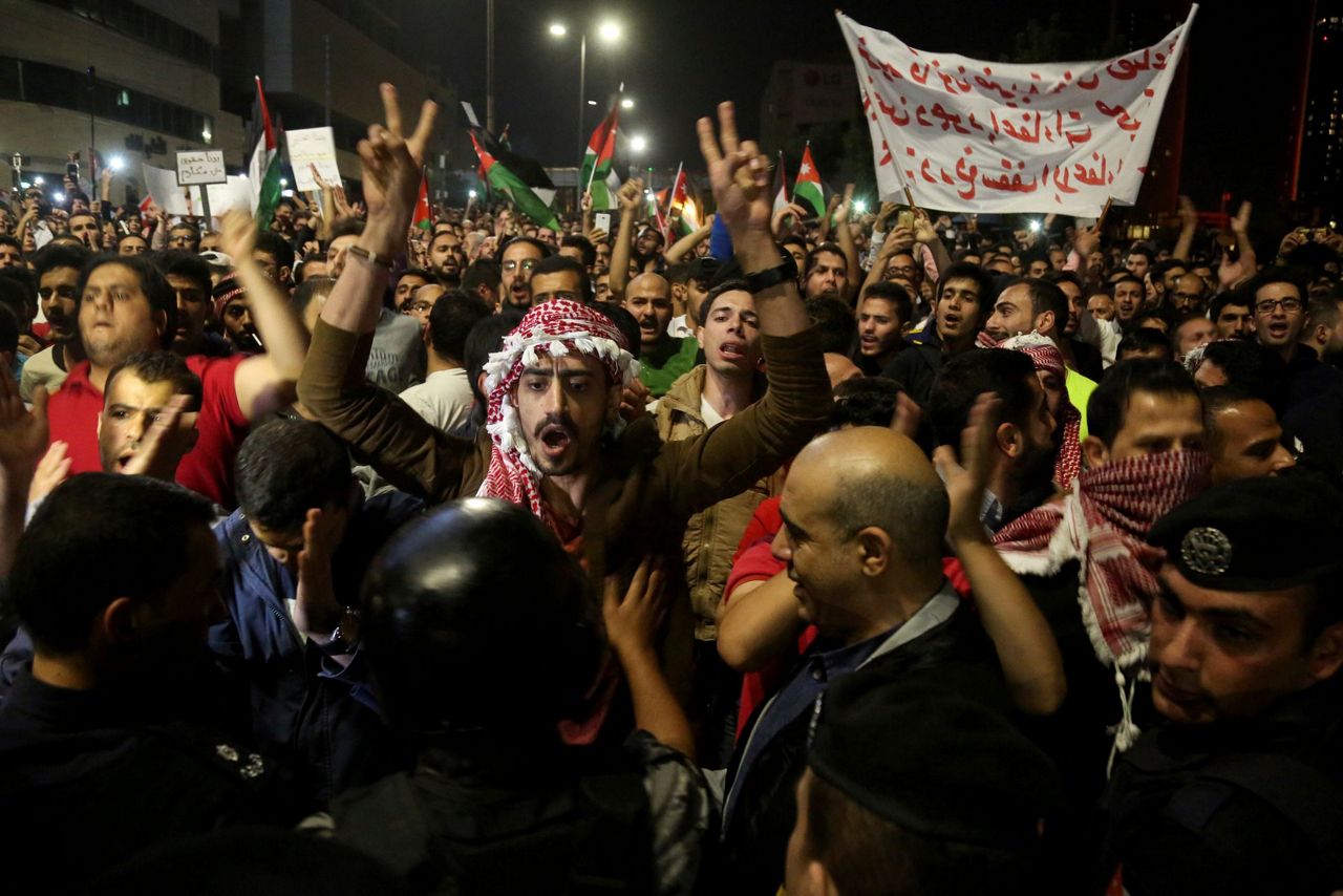 Jordan protests resume despite resignation of embattled PM