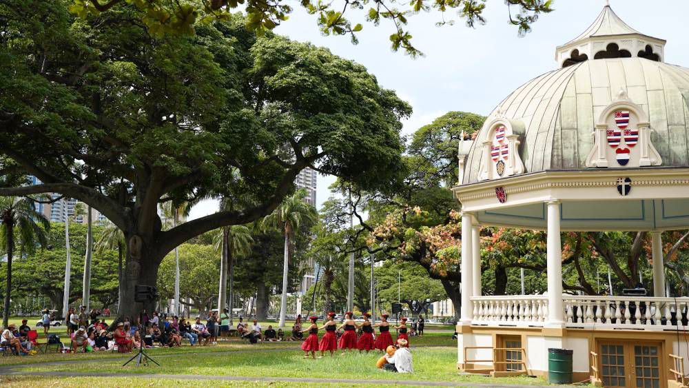 Iolani Palace's Kamaaina Sunday event welcomed over a hundred residents and visitors. (Spectrum News/Sarah Yamanaka) 