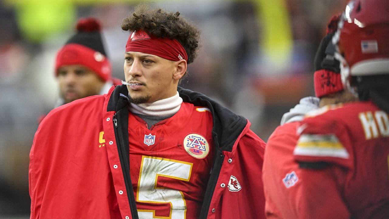 Chiefs QB Patrick Mahomes plans to play against Texans