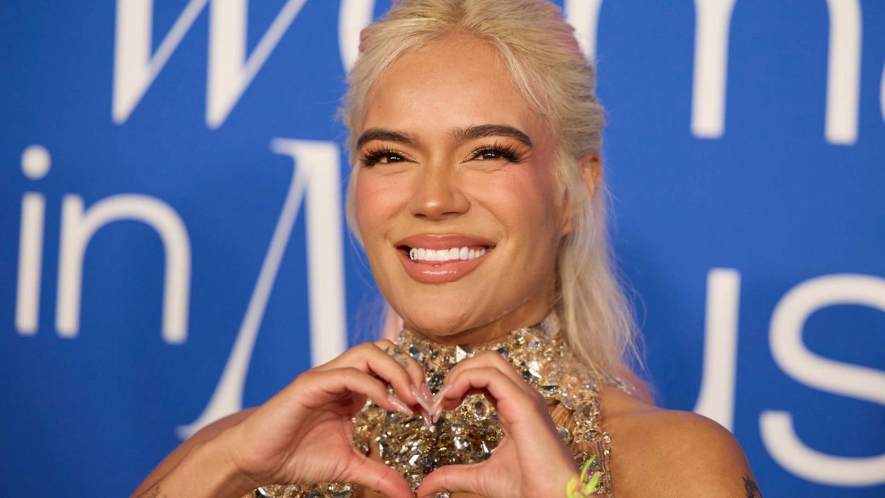 Karol G recibirá el premio 'Mujer del año' por Billboard