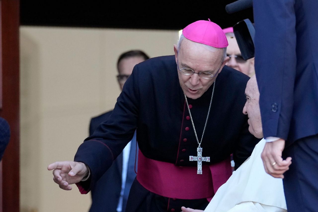 Pope urged to avoid 'supermarket of religions' in Kazakhstan