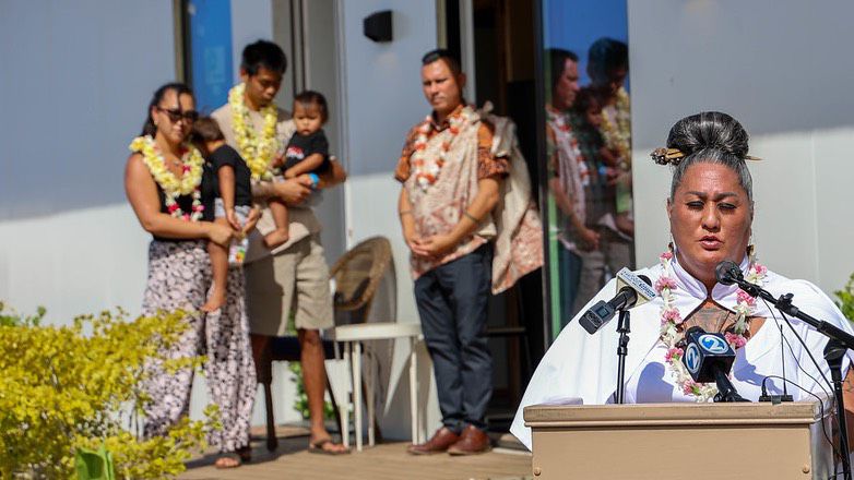 A brief ceremony was held to mark the Fraser family's arrival at Ke Ao Maluhia. (Office of Gov. Josh Green)