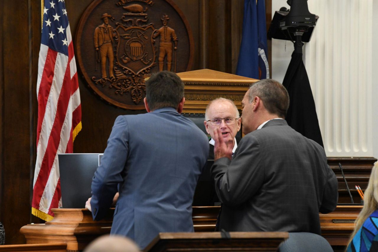 Judge hopes to seat Kyle Rittenhouse jury within a day