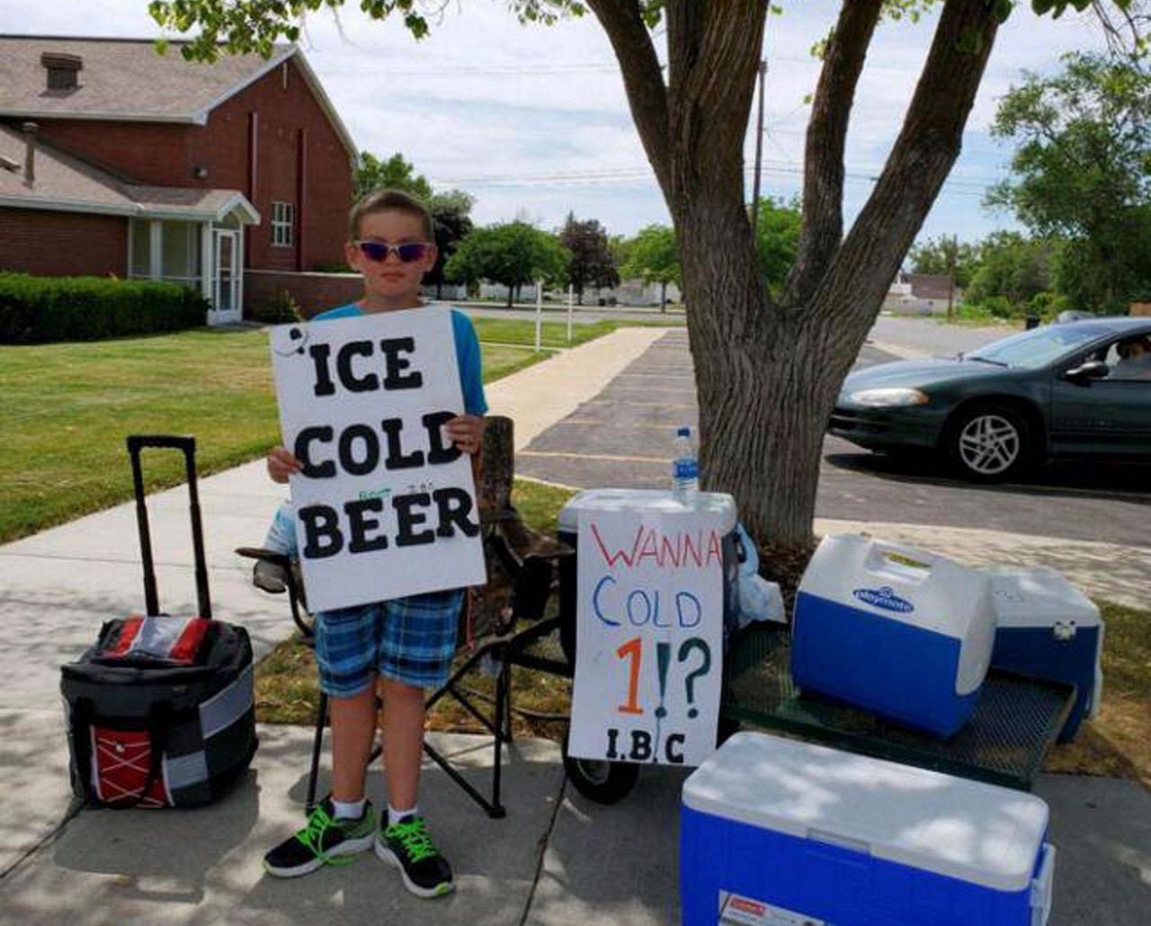 Utah boy advertises 'Ice Cold Beer' at root beer stand