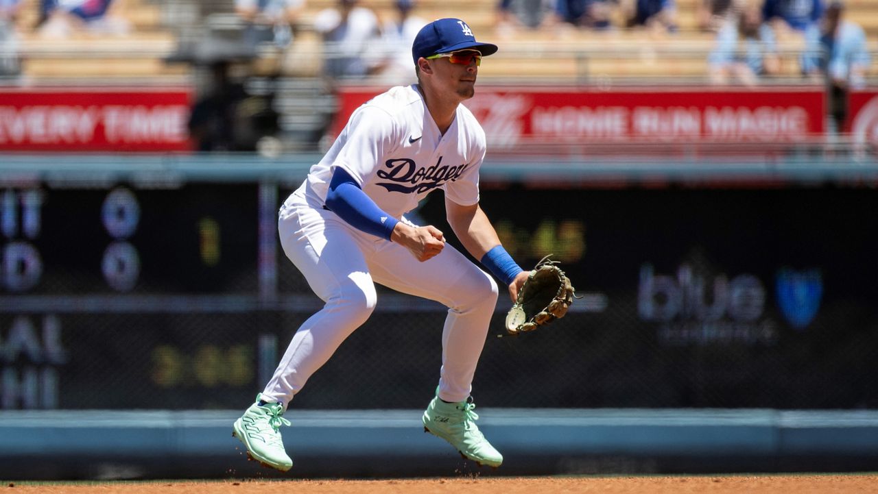 Kike Hernandez seeks to revive his career with the Dodgers